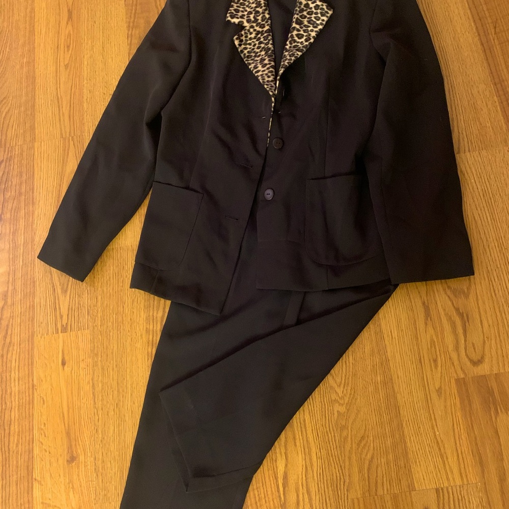 Black 2 piece, Newport News, pant suit, jacket size 14, pants size 12.
